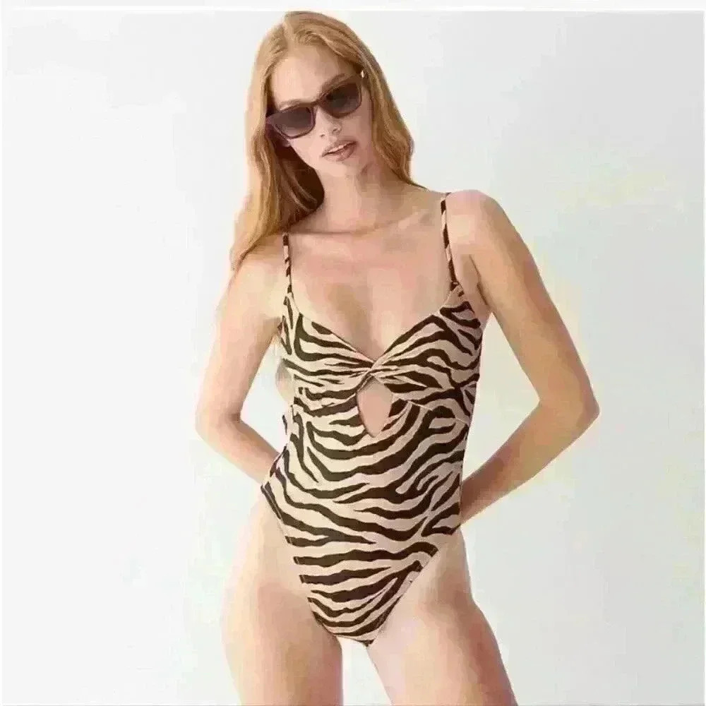 J.Crew Womens Plus Size 24 Nwts Zebra‎ Print Open Back Swimsuit.